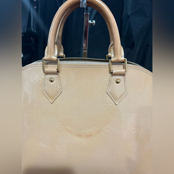 Louis Vuitton Alma Vernis - pre loved 100% authentic - Picture 2 of 16